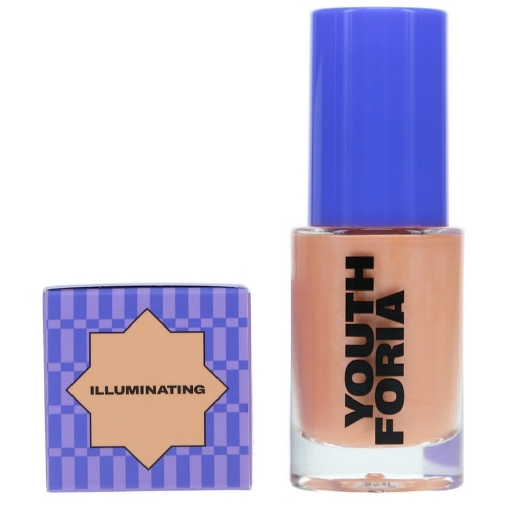 Illuminating Makeup in Peach